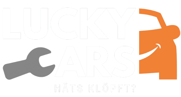 Logo von Lucky Cars mit stilisiertem Autosymbol in Orange und einem Schraubenschlüssel in Grau, kombiniert mit dem Slogan „Hät’s klöpft?“ – Autowerkstatt & Reparaturservice in Winterthur